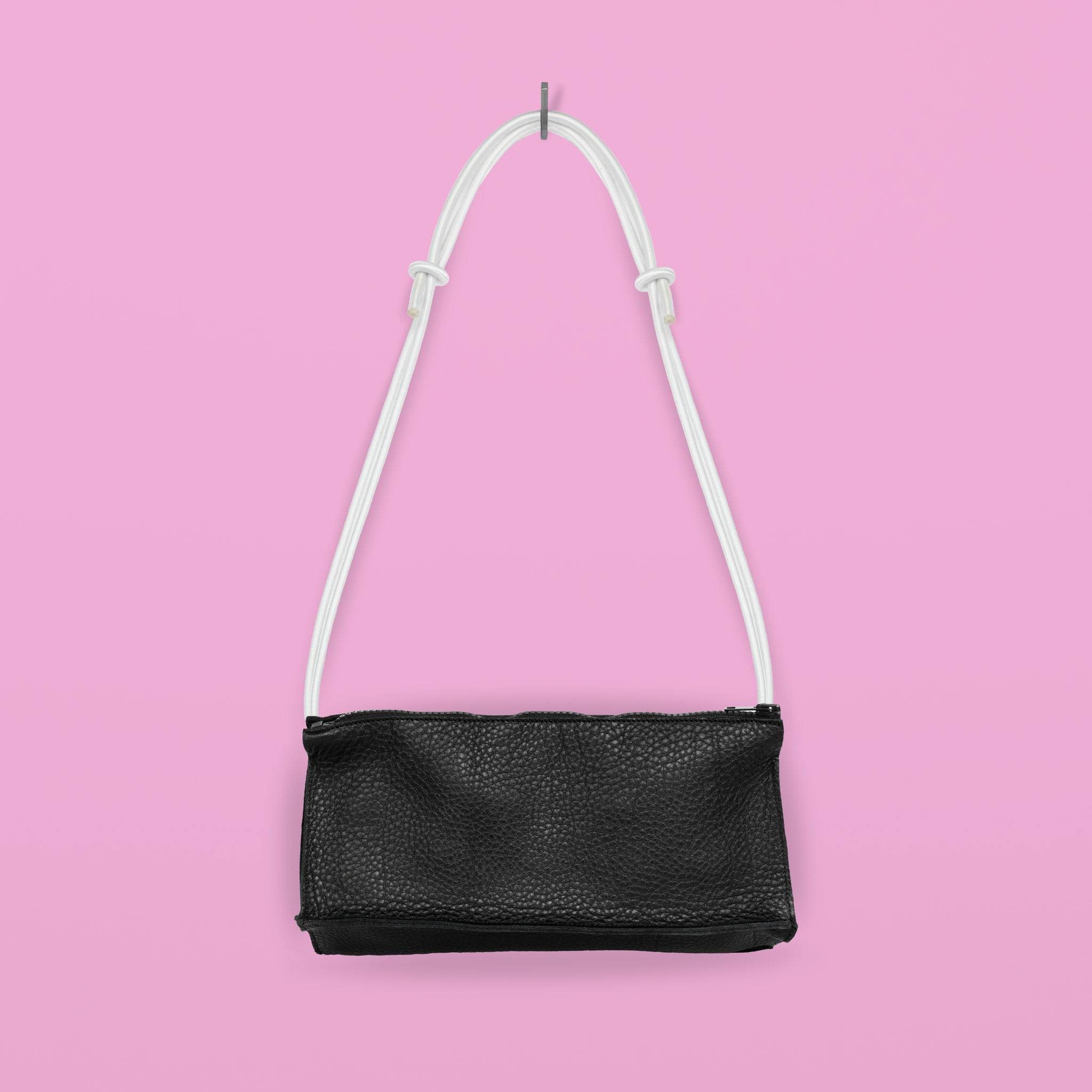 Handgefertigte Gürteltasche aus Leder - Schwarz und Weiß - Vanelion-Taschenwelt