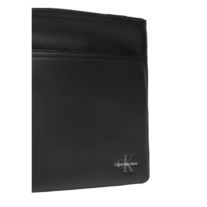 Schwarze Herren-Umhängetasche von Calvin Klein – modernes Design mit Logo-Detail